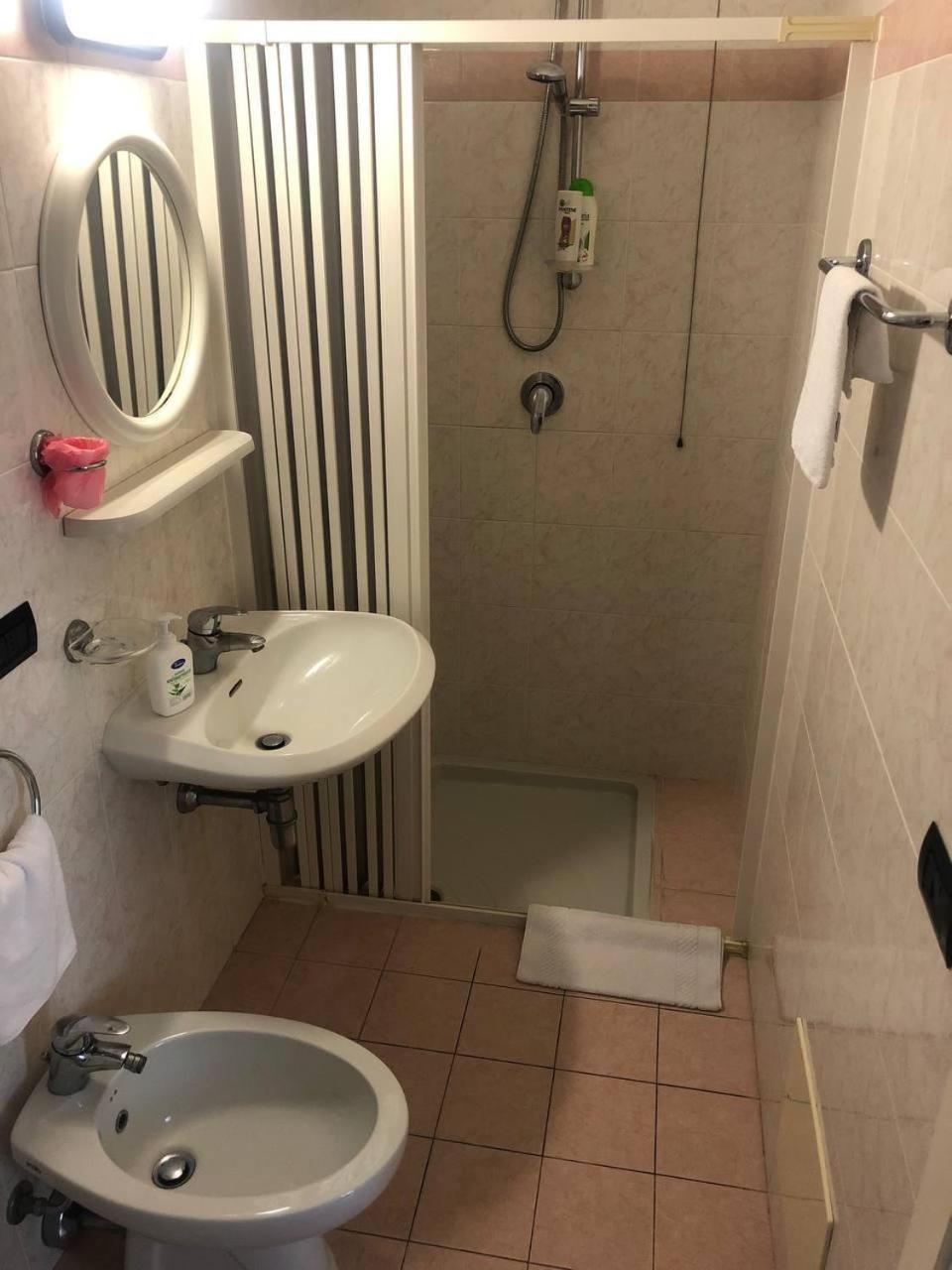 Be Me Hotel Helvetia Tabiano Terme Zewnętrze zdjęcie