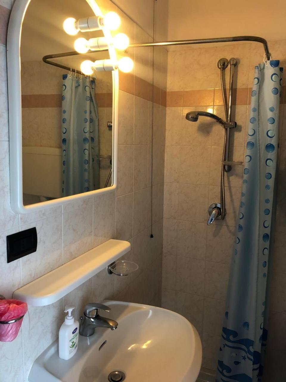 Be Me Hotel Helvetia Tabiano Terme Zewnętrze zdjęcie